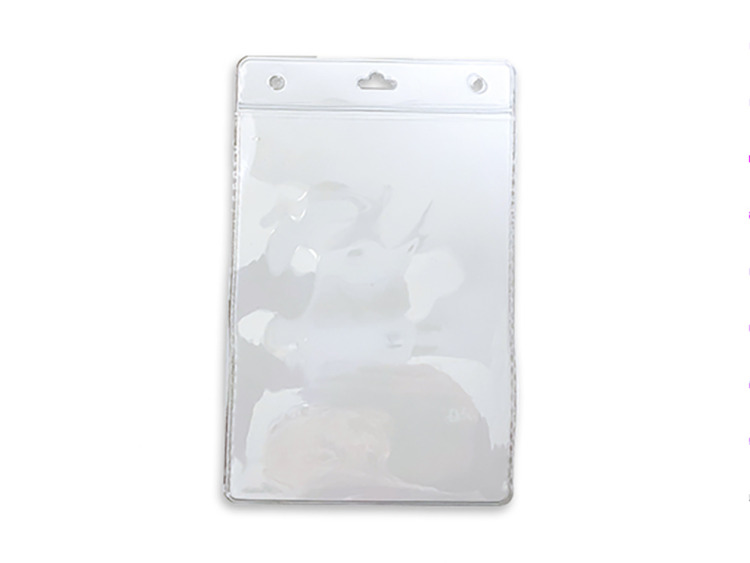 <b>DESTOCKAGE - Porte badge souple transparente </b>